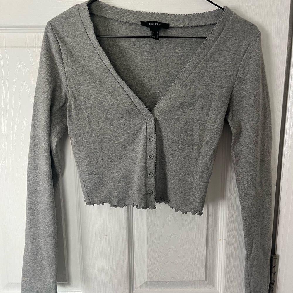 Gray Button-Up Cropped Cardigan